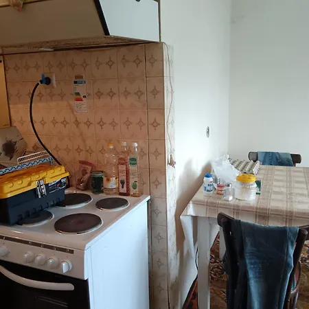 Apartmán максимум 3-ма, до спирка, кауфланд и лидл Varna